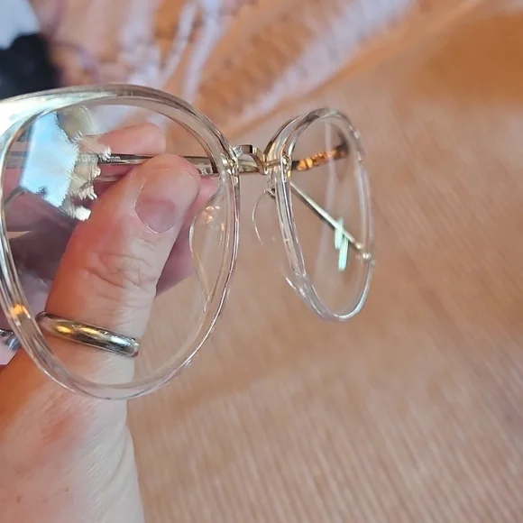 Zara Gold Frame Women's Glasses - Picture 3 of 4